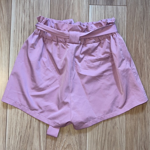 Windsor Mauve Paper Bag Shorts Stretchy Waistband - Picture 2 of 2